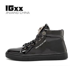 Laarzen IGxx Heren Sneakers Tijger Punk Enkellaarsjes Voor Heren Metalen Klinknagel Hoge Top Veterschoenen Hardlopen Basketbalschoenen Glanzende Tijger Decoratie 230919