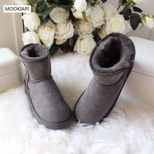 Bottes en 2021 Bottes de neige pour femmes de qualité supérieure de la Chine Real Sheepskin Classic Style Chaussures féminines 5 couleurs Livraison gratuite