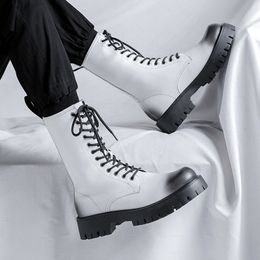 Laarzen Italiaanse merkontwerper Men Boots Laceup Black White Shoes Stage Nightclub Jurk Originele lederen platform Boot Motorfiets Botas 230320