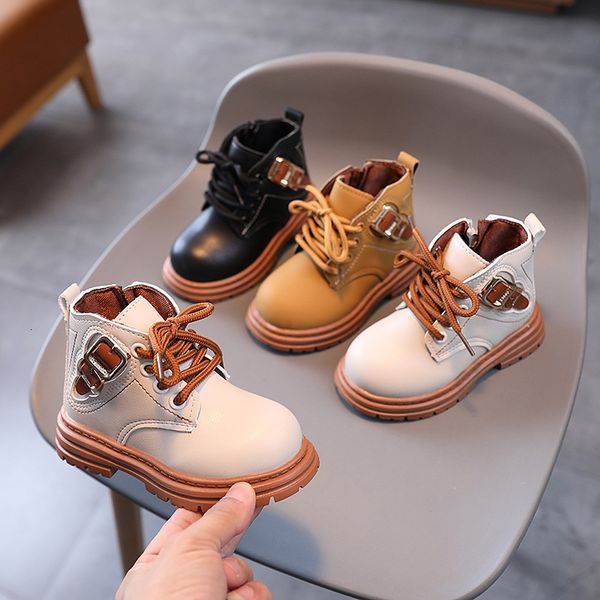 Botas Niños Botas cortas británicas para niñas Botas de cuero para niños Tendencia de moda Suela suave Botines para bebés pequeños Zapatos para niños de primavera y otoño 230823