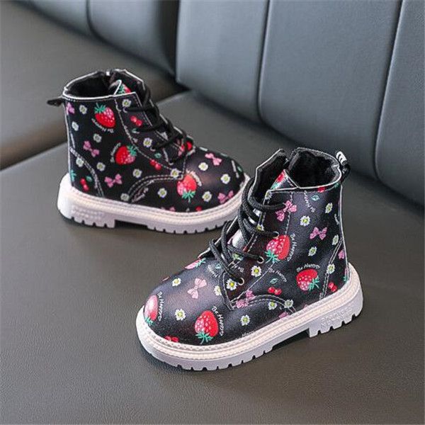 Botas Niños Martin Baby Girls Niño Zapatos de invierno cálidos con siesta suave Diseñador interior Niños Moda Fresa Chaussures Pour Enfan