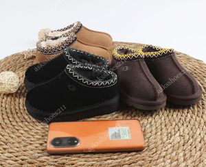 Laarzen Kinderen Peuter Tasman II Pantoffels Tazz Babyschoenen Kastanjebont Slippers Schapenvacht Shearling Klassiek Ultra Mini Boot Winter Muiltjes Instapper Wol Little BigYR