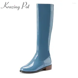 Boots Krazing Pot Arrivée d'hiver Grande taille Riding Vow Patent Le cuir rond Toe Med Talon Fashion Solih Cuisine High L68