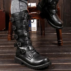 Bottes Bottes de moto en cuir pour hommes de grande taille bottes de Combat militaires mi-mollet ceinture gothique bottes Punk hommes chaussures botte militaire tactique 230928