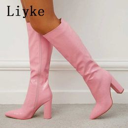 Bottes Liyke printemps automne moto femmes bout pointu Zip genou bottes hautes mode rose serpent imprimé talons carrés fête chaussures longues LadyL2401