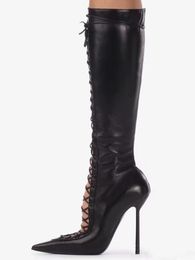 Boots Long Gladiator Patent 2024 Sandales en cuir en peau de mouton STILETTO Talons hauts pompes Femmes Pildeux d'été Pliant