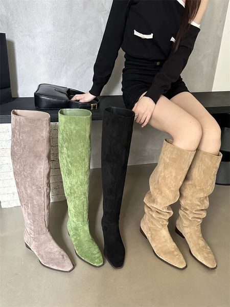 Bottes Bottes plissées à talons bas automne hiver tête carrée longueur genou bottes longues en daim chaussures pour femmes noir Beige vert gris 231207