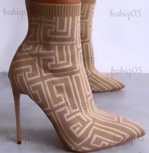 Botas de marca de luxo sapatos femininos meias elásticas botas 2023 outono/inverno botas curtas apontadas saltos finos saltos altos meias de lã de malha t231025