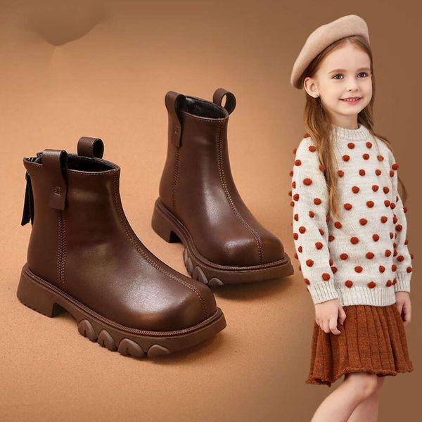 Bottes Martin pour filles, chaussures pour bébés, courtes pour enfants, nouveaux styles d'automne et d'hiver, bottes d'hiver en peluche, cuir noir, 2022