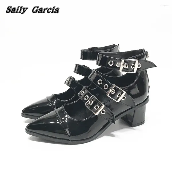 Boots Mary Jane Gothic Style Metal Buckle Sandals Summer Ins Hollow Chaussures Plateforme d'orteil pointu brillant décontracté