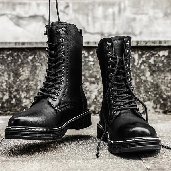 Botas Bota para hombre Plataforma al aire libre Antideslizante Parte superior alta Tacón plano resistente al desgaste Aumentar la tendencia juvenil Tamaño grande Primavera y otoño Empuje principal