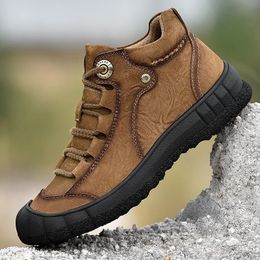 Botas Hombres Invierno Senderismo Al aire libre Piel cálida Antideslizante Tobillo Moda Escalada Calzado Antideslizante Hecho a mano Motocross 231018