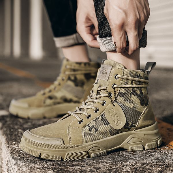 Boots Boots militaires pour hommes Automne High Top Camouflage Desert Flats Casual Mens Boot Bustable Non Slip Work Work Chaussures Zapatillas Hombre 230812