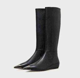 Boots Mkkhou Fashion Kneehigh Femmes Nouveau métal Point Toe Side Zipper Mid Flat Allmatch Leather High T2209157426336