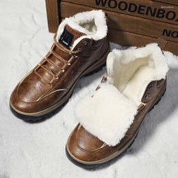 Botas moonbiffy inverno homens sapatos de algodão manter quente pele de pelúcia masculino tornozelo casual couro ao ar livre retro mocassins tênis planos