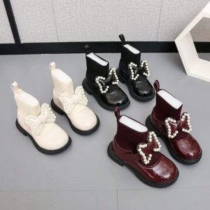 Laarzen nieuwe meisjes lederen laarzen parel boog prinses schoenen kinderen vliegen gebreide laarzen zachte zool chique zoete sok vrijetijdsschoenen schattige bowknot