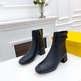 Boots New Martin Wedges Brits-fit schoorsteenlaarzen naakt laarzen stijlvolle multifunctionele vrouwen met lange mouwen