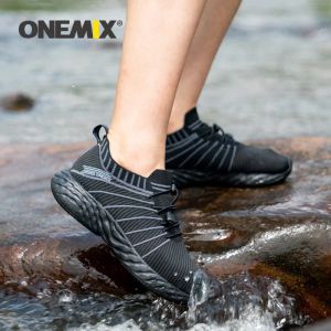 Botas Onemix Nuevas zapatillas para correr impermeables Antislip Trekking Sports Sports Water Shoes Men zapatillas de deporte para al aire libre