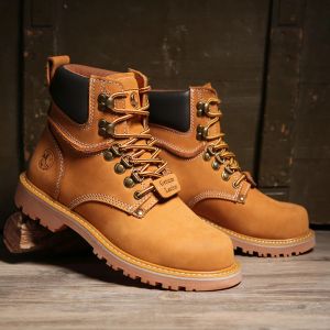 Boots Men d'extérieur Chaussures de randonnée imperméables respirant tactique de chasse en cuir bottes Bottes de neige Sneaker Sneaker Femmes Chaussures de randonnée