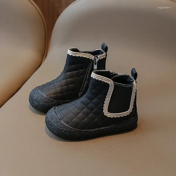 Botas al aire libre antideslizantes zapatos infantiles impermeables a prueba de viento encaje niños felpa tobillo invierno bebés niñas niños casual