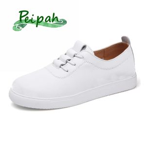 Boots Peipah Fashion White Chaussures pour les femmes Slip on Out Lacet Up Flats Medies Gerinef Cuir solide oxfords Femelle Chaussures de loisirs décontractées