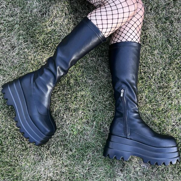 Boots plateforme de style gothique bottes Vampire Cosplay Boots 2022 Winter Street Cool Punk Comfy Femme Chaussures