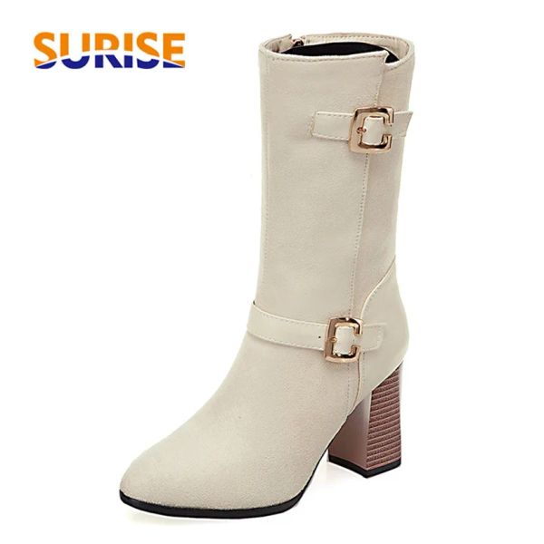 Boots Plus taille chaussures Femmes Midcalf Boots Black Beige Flock High Block Talons d'hiver dames pointues Toe Zipper en peluche Bottes