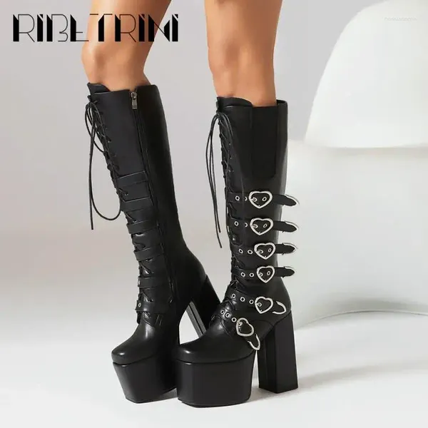 Boots Punk Goth Femmes Motorcycle High Talèled Knee Platform Shoes Coeur Boucle Lacet Up Luxury Trendy Winter Street