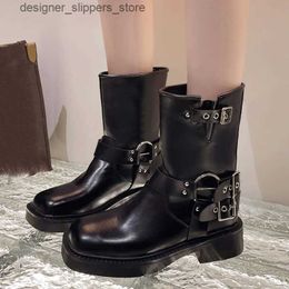 Botas de estilo punk hebillas botas de piernas pequeñas para mujeres plataforma de cuero de pus negro botas de estilo occidental para mujeres tacones cuadrados grandes botas gruesas Q240521