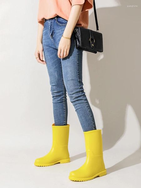 Bottes de pluie pour femmes, vêtements d'extérieur, été japonais, mi-mollet, chaussures légères et mignonnes, caoutchouc antidérapant