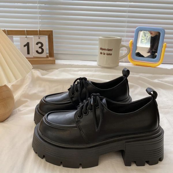 Boots Chaussures Femme Flats Clogs Platforms British Style Automne Oxfords Robe Creepers Nouveau Cross Winter Preppy Fall Leather Med Basic Mary