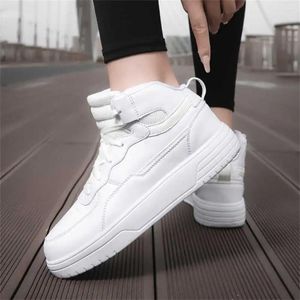 Boots Taille 37 Summer Hight Top Sneakers Femme 2023 Chaussures tendance Femmes Sport dans Funky Sneakersy Hypebeast