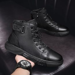 Laarzen sneakers casual schoenen voor mannen pu lederen comfortabel plat opgeloste hoog top midden veter mode mannelijk schoeisel 230818