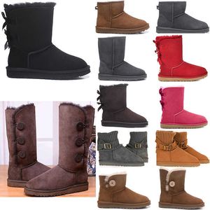 Bottes Neige Designer Baskets Cheville Courte Chaussures D'hiver Triple Noir Châtaigne Violet Rose Marine Gris Classique Femmes Dames Filles