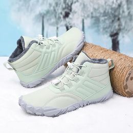 Botas de nieve impermeables hombres zapatos de invierno tobillo descalzo 36 pareja al aire libre senderismo piel cálida felpa 231018