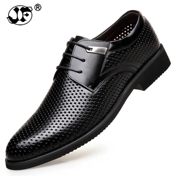 Boots Summer Fashion Formal Men Chaussures Punch Lace Breathable Hollow Business Dress Chaussures Geatine Le cuir Sandales décontractées oxfords RTY67