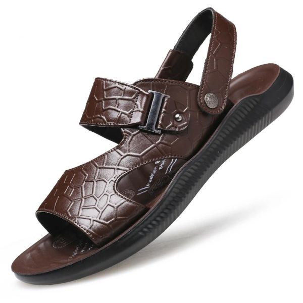 Bottes d'été hommes sandales de qualité chaussures en cuir masculin sliponnons confortables plage de plage brun homme sandal zapatillas hombr