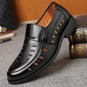 Botas Summer Soft Leather Zapatos de cuero de calidad para hombres Sandalias de cuero genuinas Hombre transpirable zapatos casuales Sandalqp09