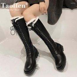 Botas taoffen mujeres rodilla de piel tibia plataforma de moda cripe de invierno zapatos de invierno de tacón alto bota gruesa talla 34-43