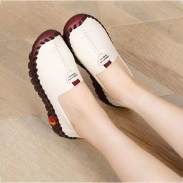 Laarzen dikke enige flats Koreaanse schoenen voor vrouwen gezellige lederen slip op mocassins zwangere vrouw brede fit orthopedische schoenen damesloafers