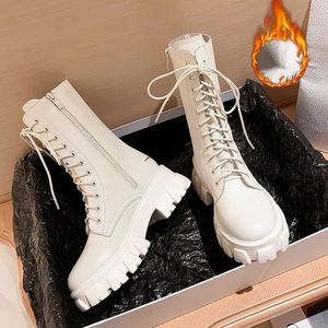 Bottes Épaissir hiver chevalier bottes femmes genou haute longue talon carré bottes rétro épais moto bottes noir blanc Botas Mujer 230825