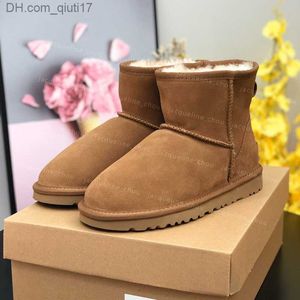 Bottes Ultra Mini Bottes Australie Femmes Botte Designer Cheville Classique Neige Fourrure Chaussons Australiens Talons Plats En Cuir Véritable Chaussures D'hiver Châtaigne EU44 Z230724