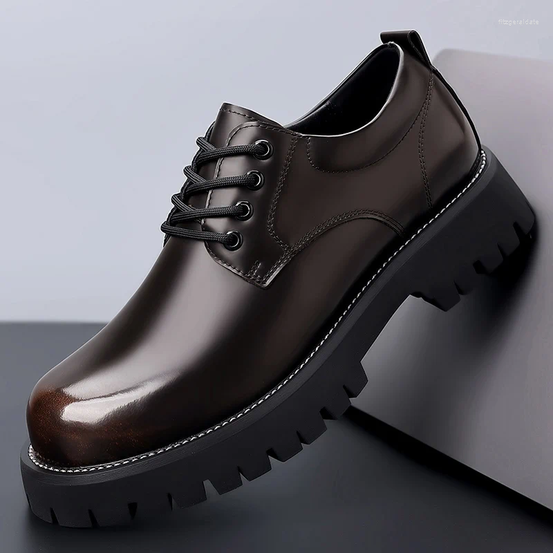 Boots Waerta Men Korea Leather Platform Oxfords glider på tjocka Tottom Male Derby Shoes Casual Loafers Square Toe Formell klänning