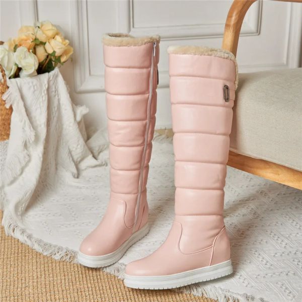 Boots Fourn chaude peluche vers le bas Boots de neige imperméables marque Boots d'hiver Femme Chaussures Mother Fashion Casual Knee High Plus Taille Drop Expédition