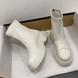 Bottes blanches bottines chaussures à lacets bottes à talons plats-femmes concepteur de luxe bout rond sabots plate-forme basse dames 2021 Botas De Mujer AA230406