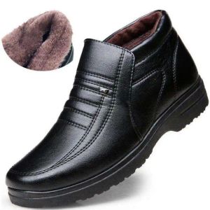 Laarzen winter 2022 heren casual lederen schoenen flanel hoge top slipon mannelijke casual schoenen rubber warme winter waterdichte schoenen voor heren