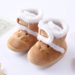Botas de invierno nacido bebé niña niño lunares lindo dibujos animados zapatos de algodón suela suave más terciopelo cálido niño infantil caminando 231207