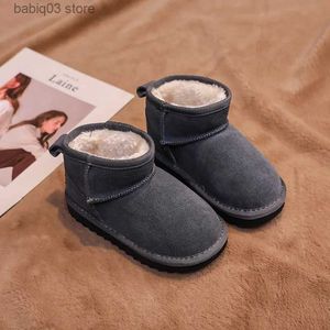 Laarzen Winter Kindersneeuwlaarzen Katoenen jongensschoenen Pluche en verdikte Meisjes Antislip en warme baby-katoenen laarzen T231107