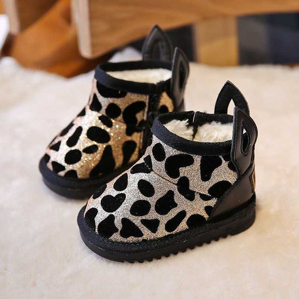 Botas de invierno Moda caliente Leopardo Bebé Niñas Botas de nieve Zapatos para niños pequeños Primeros caminantes Niños Botines de invierno Zapatos al aire libre L0828