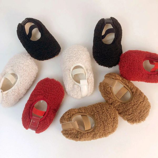 Bottes hivernales Nouvelles chaussures en toison pour enfants pour garçons coréens filles coton chaussures de coton semelles sofes